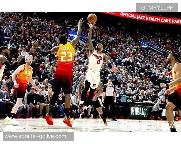 戈贝尔半场压哨补篮改判干扰球无效引发热议挑战成功背后故事揭秘