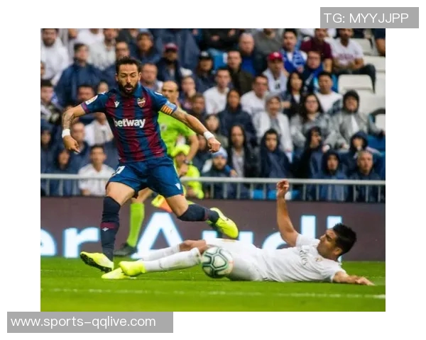 旧将点评维尼修斯表现与续约要求不符皇马多名球员同样面临挑战