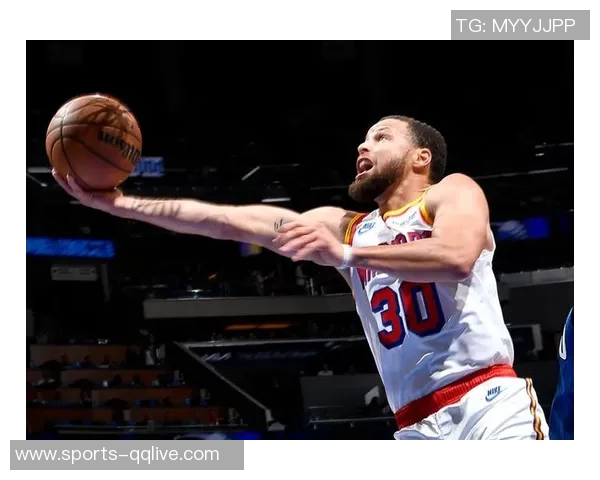 去年今日库里神勇表现单场56分带队逆转魔术创造经典时刻