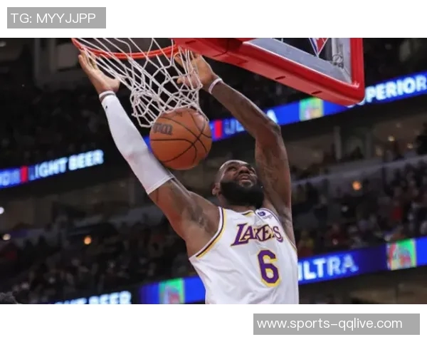 安东尼戴维斯表现出色14投8中砍下25分助球队获胜并贡献多项数据